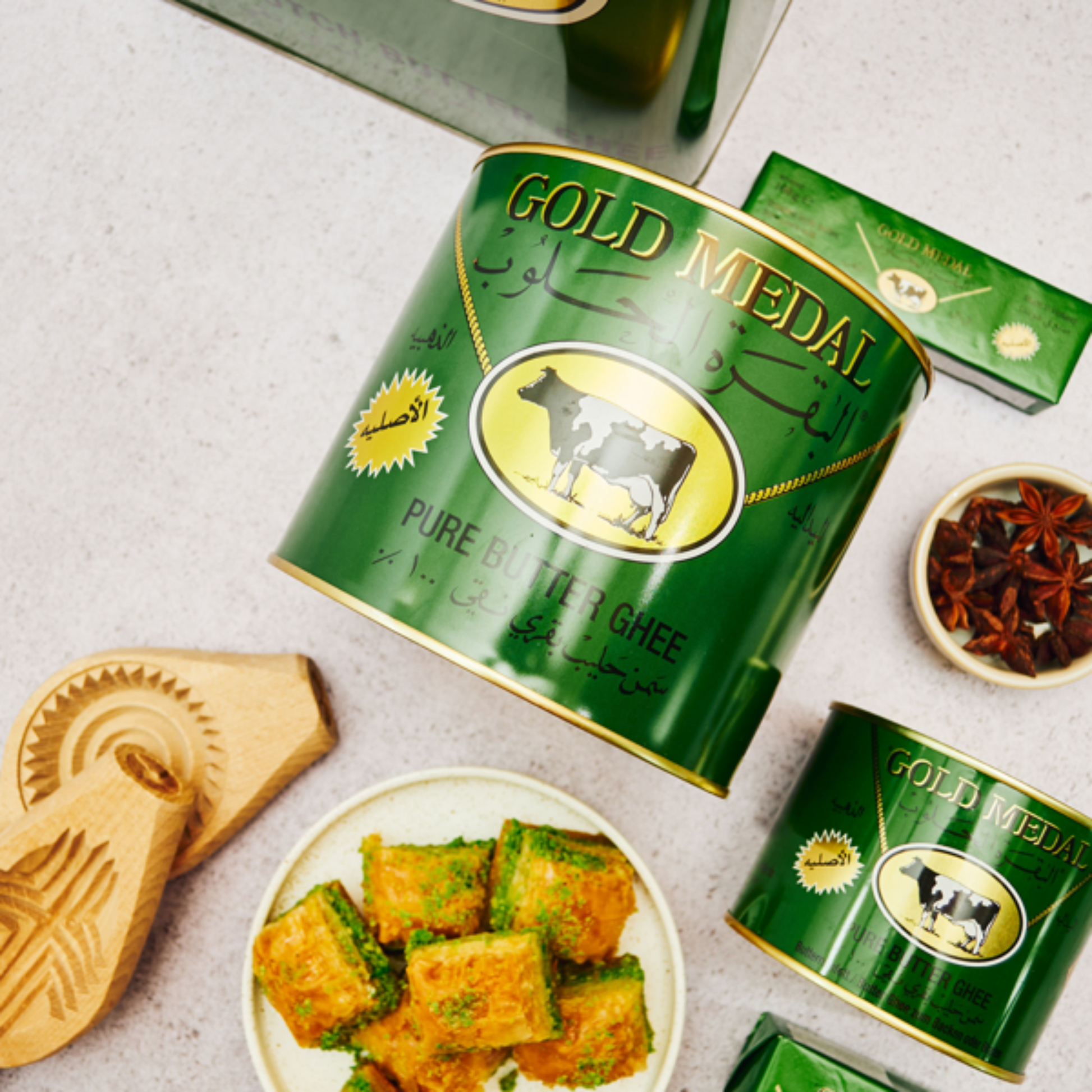 Al Haloub Cow&nbsp;Gold Medal Pure Butter Ghee 1600 GM البقرة الحلوب سمن حليب بقرى نقى